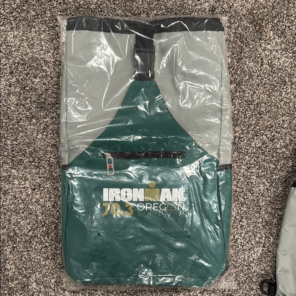 Iron Man Oregon Green and Gray Men's Bag